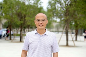 谢华云 